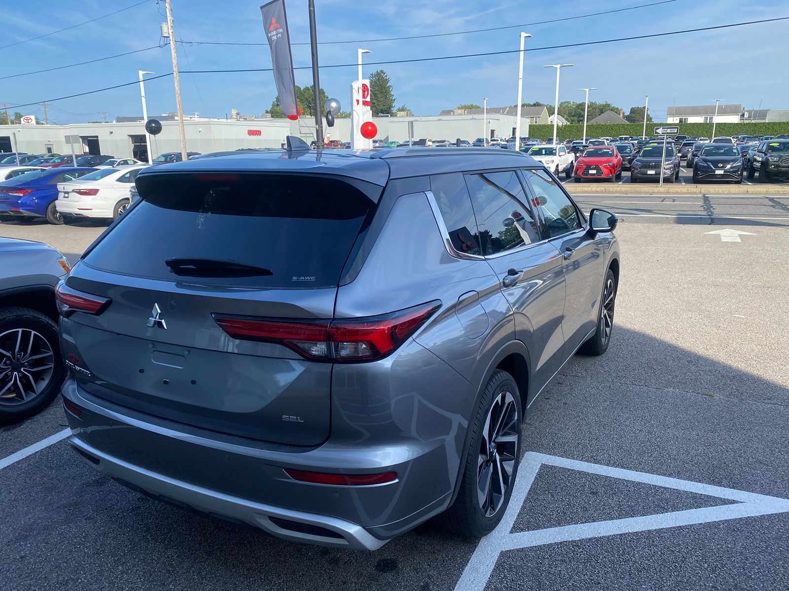 2022 Mitsubishi Outlander SEL 4