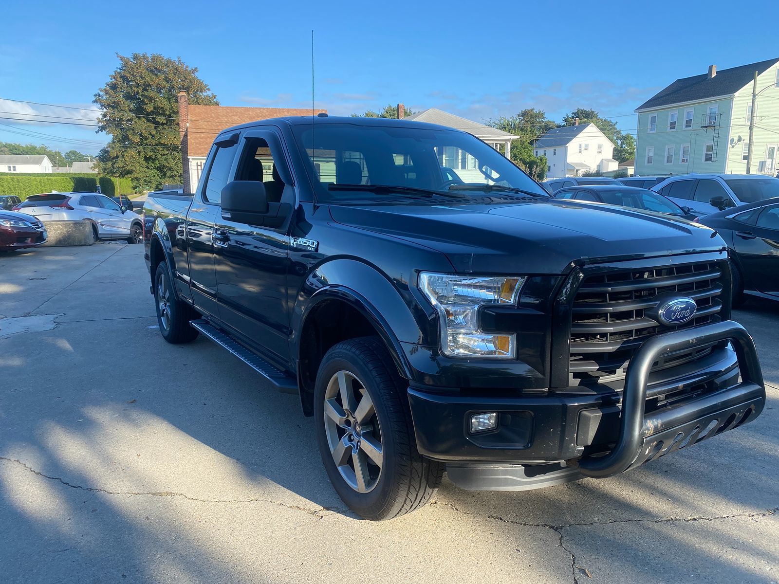 2015 Ford F-150 XLT 46