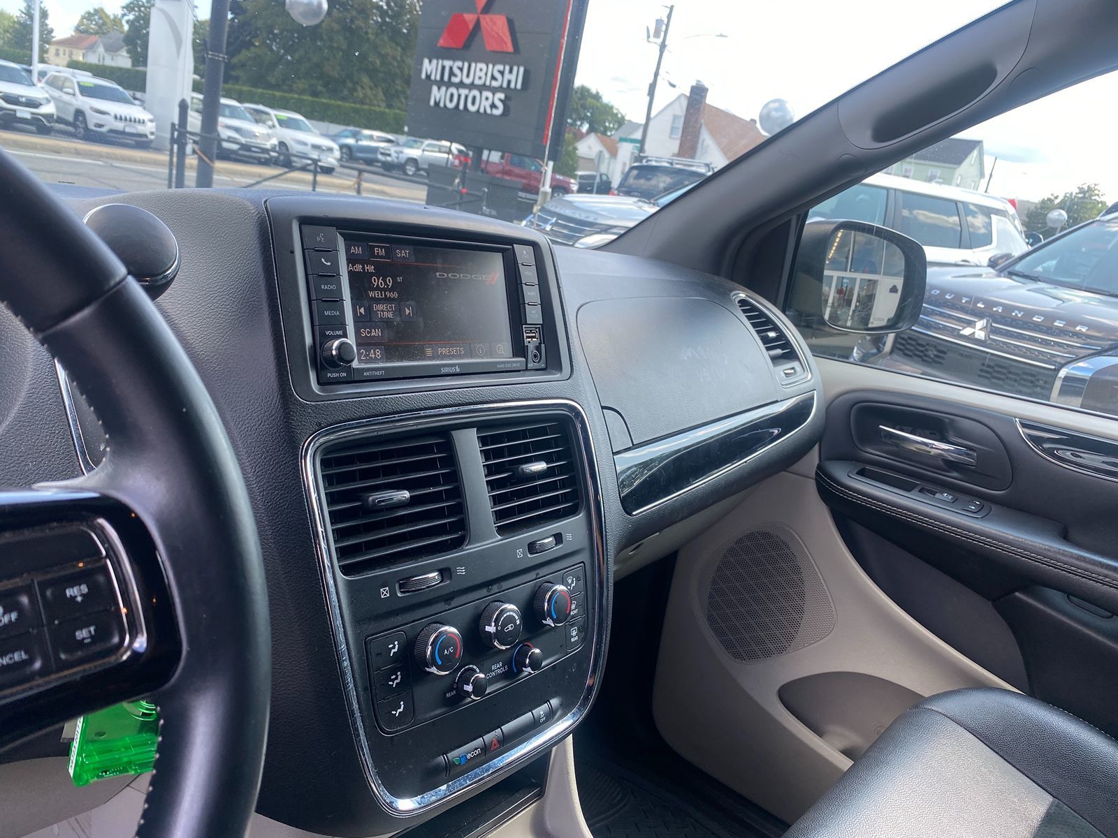 2017 Dodge Grand Caravan SXT 22