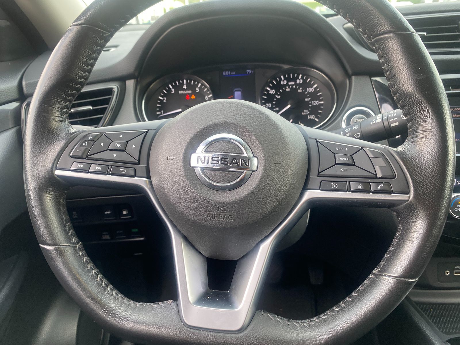 2018 Nissan Rogue SV 15