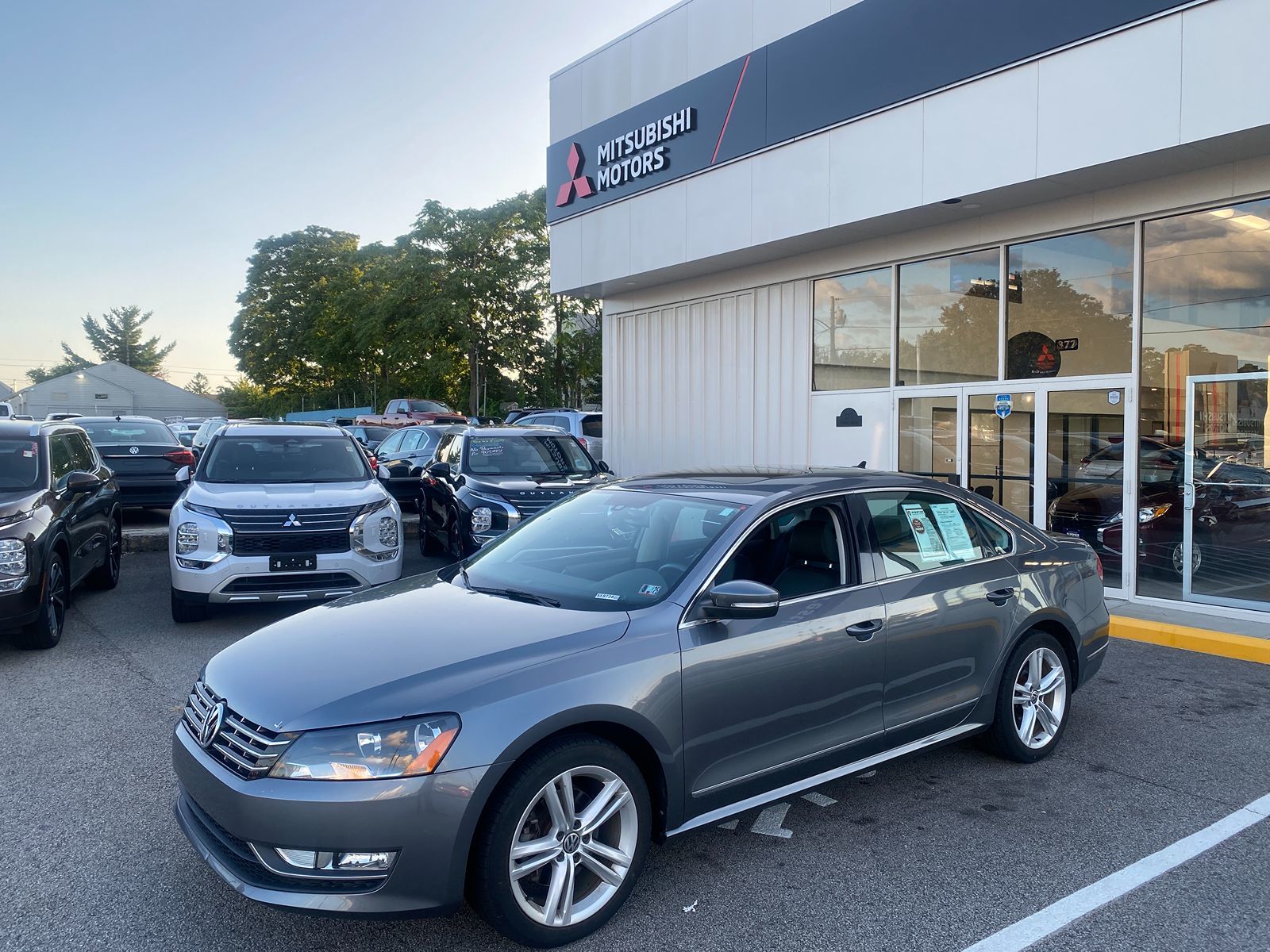 2014 Volkswagen Passat TDI SE w/Sunroof & Nav 34