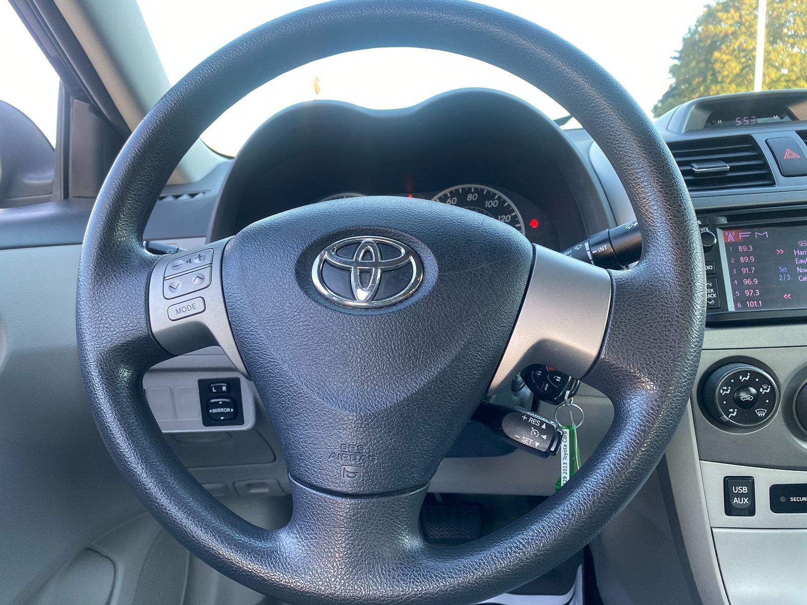 2013 Toyota Corolla LE 14