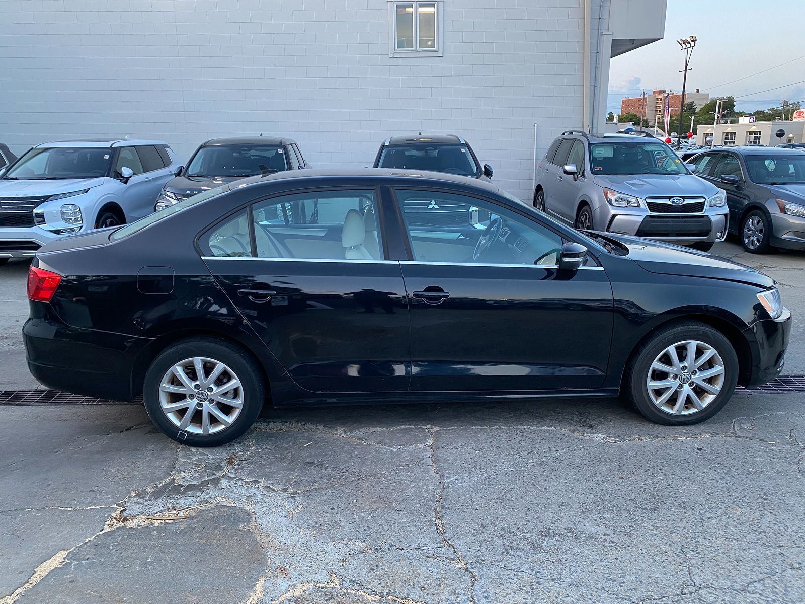 2013 Volkswagen Jetta Sedan SE w/Convenience 6