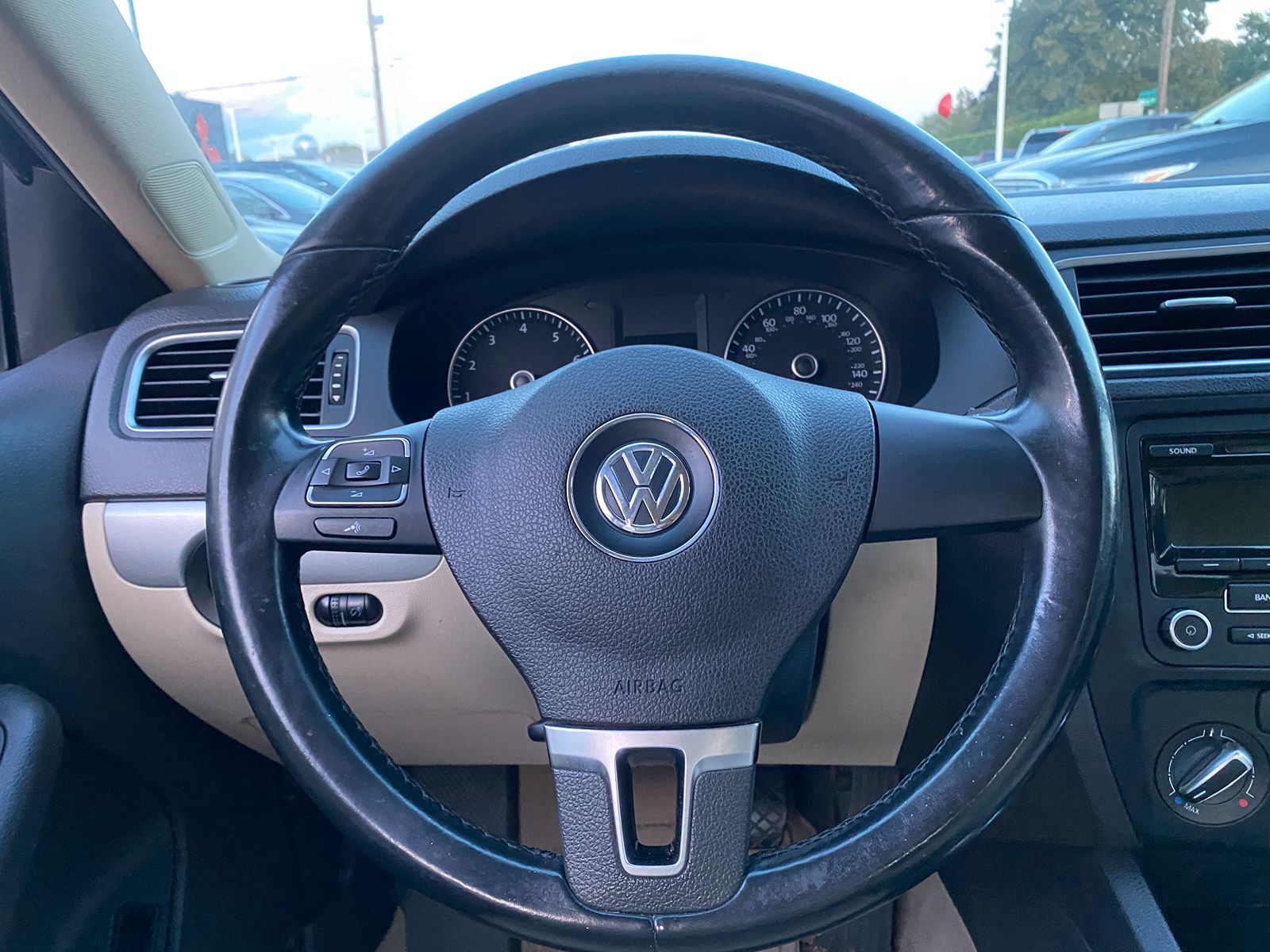 2013 Volkswagen Jetta Sedan SE w/Convenience 13