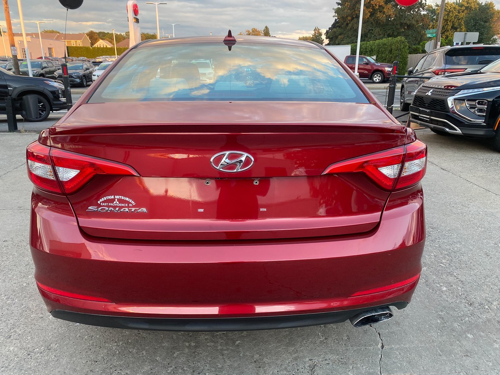 2016 Hyundai Sonata 2.4L SE 10