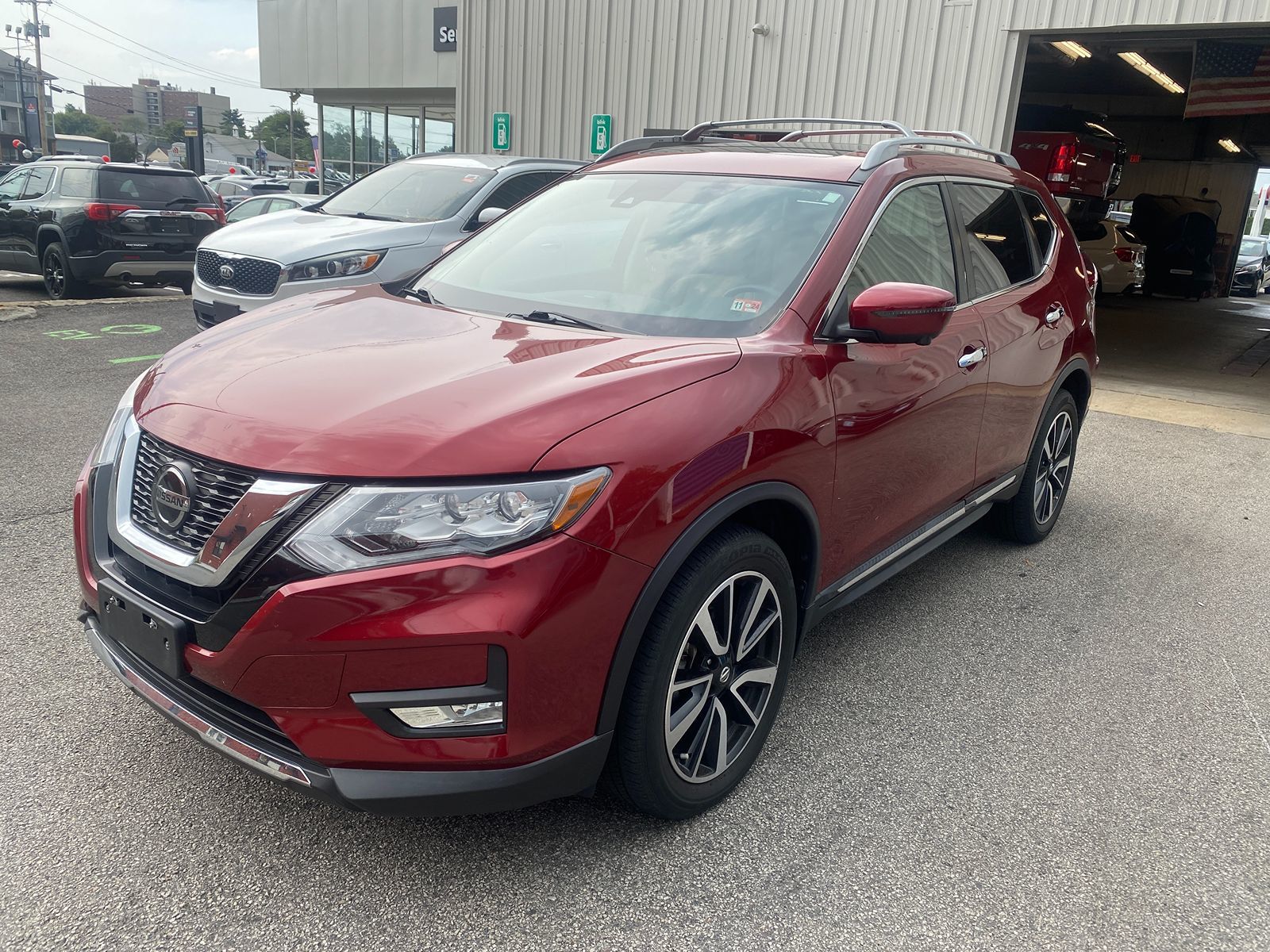 2019 Nissan Rogue SL 42