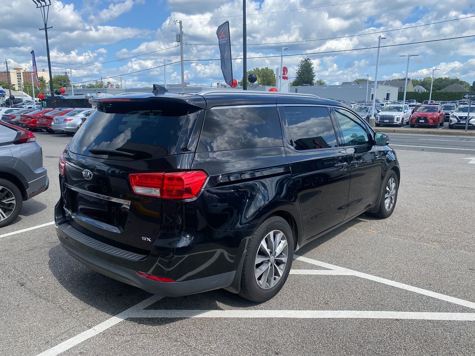 2016 Kia Sedona SX 4