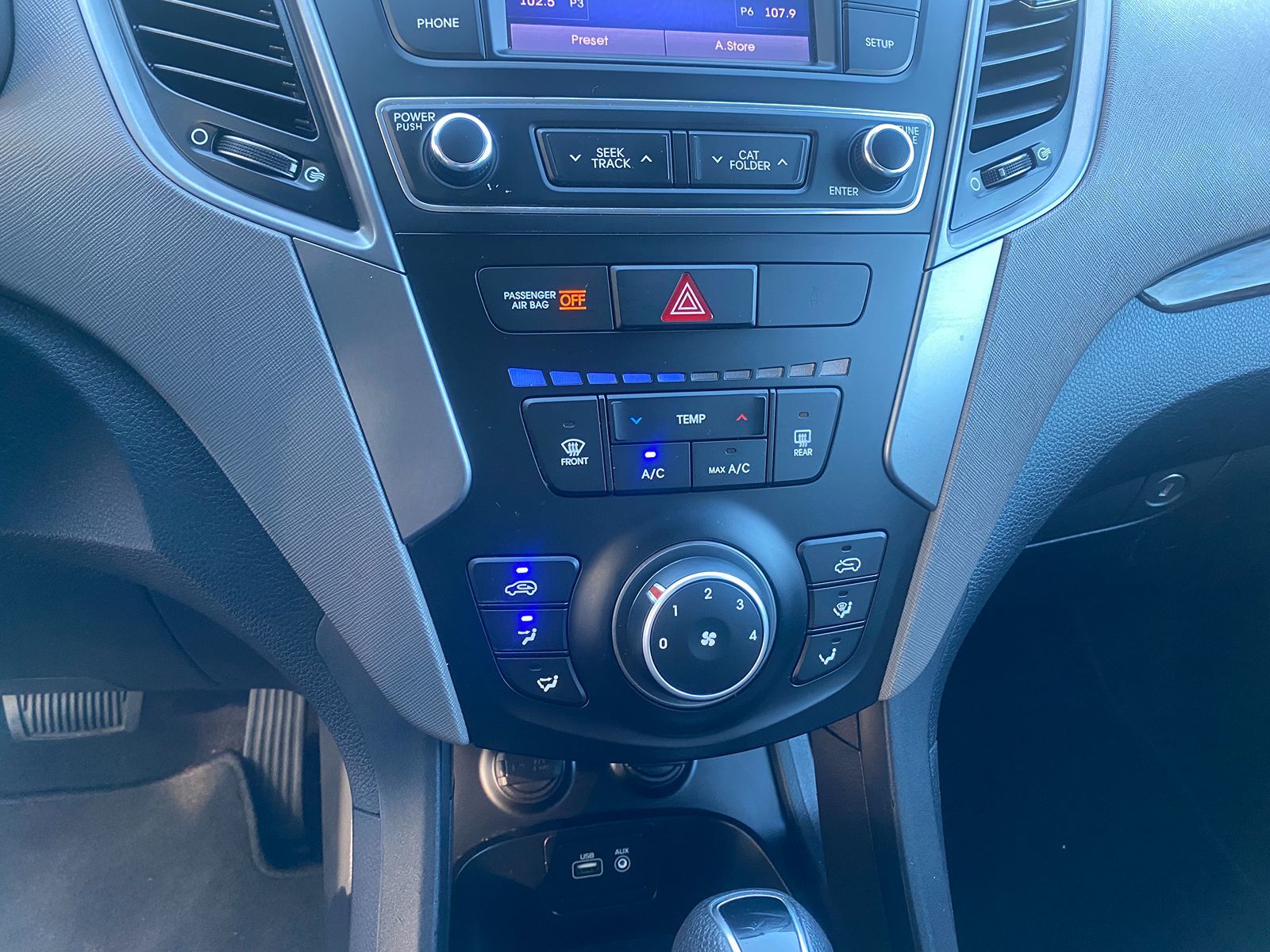 2017 Hyundai Santa Fe Sport 2.4L 19