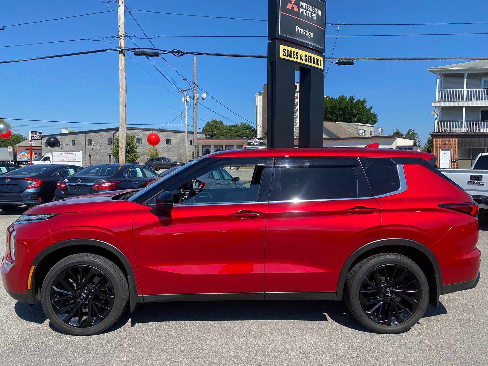 2022 Mitsubishi Outlander Black Edition 7