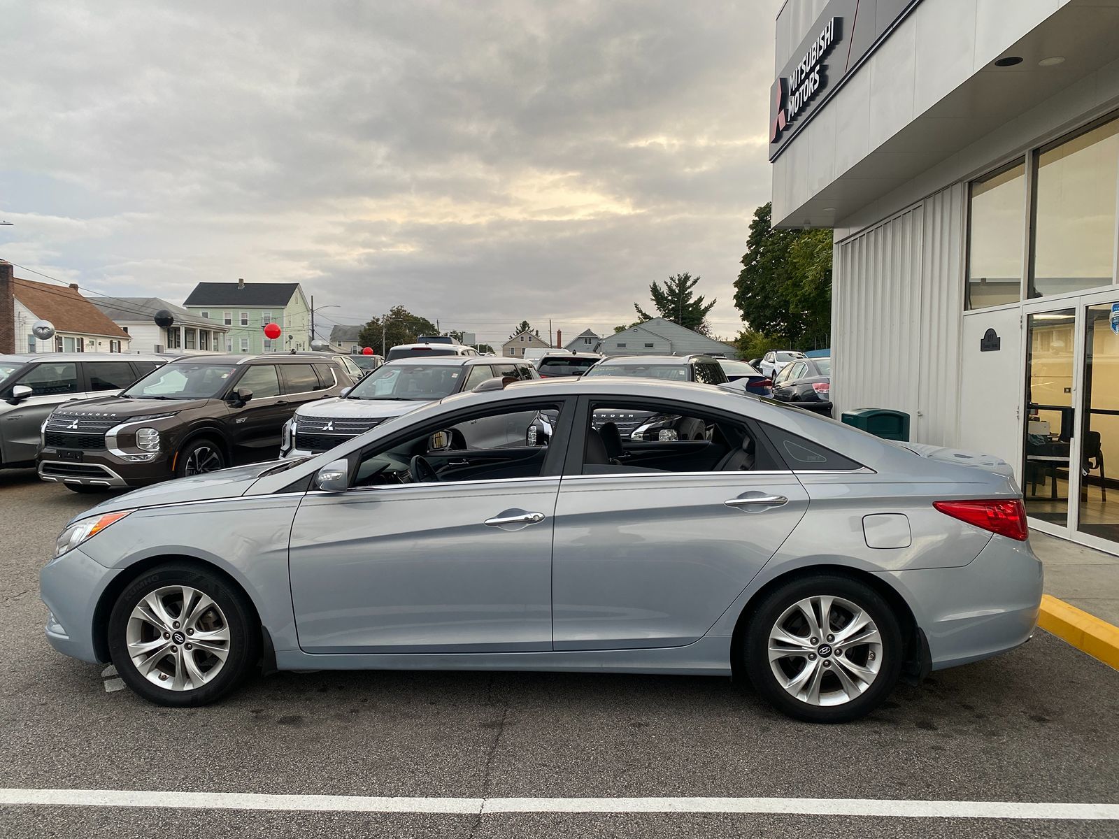 2011 Hyundai Sonata Ltd w/17" Wheels 7