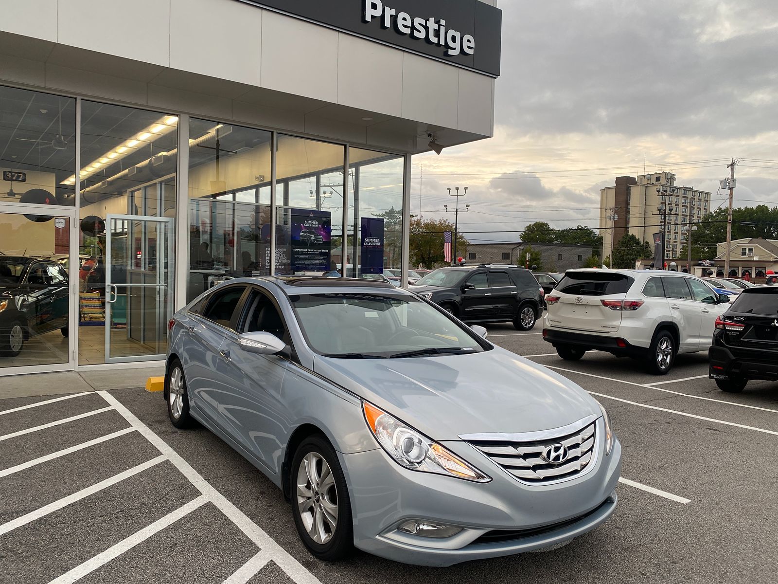 2011 Hyundai Sonata Ltd w/17" Wheels 40