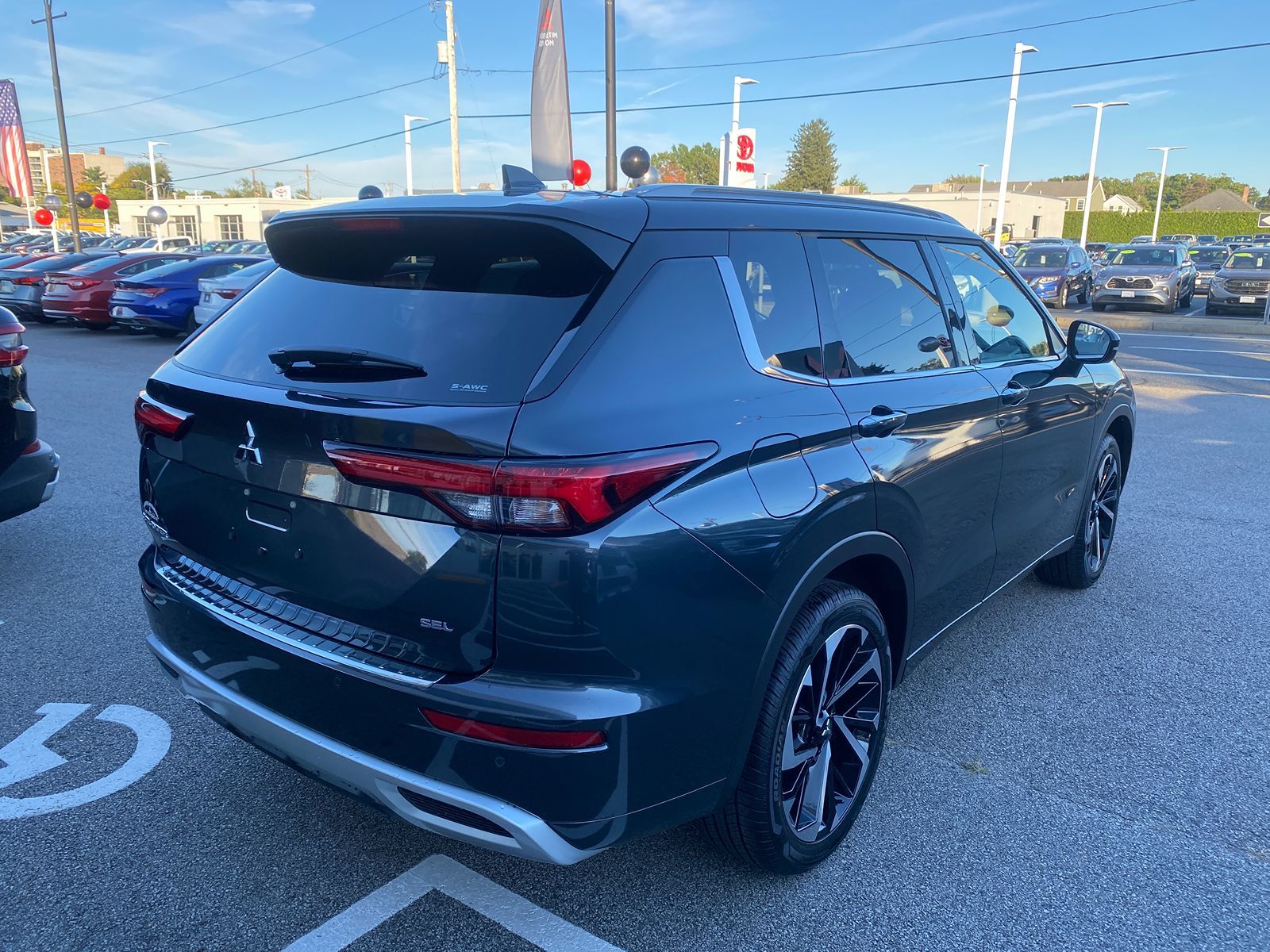 2024 Mitsubishi Outlander SEL 4