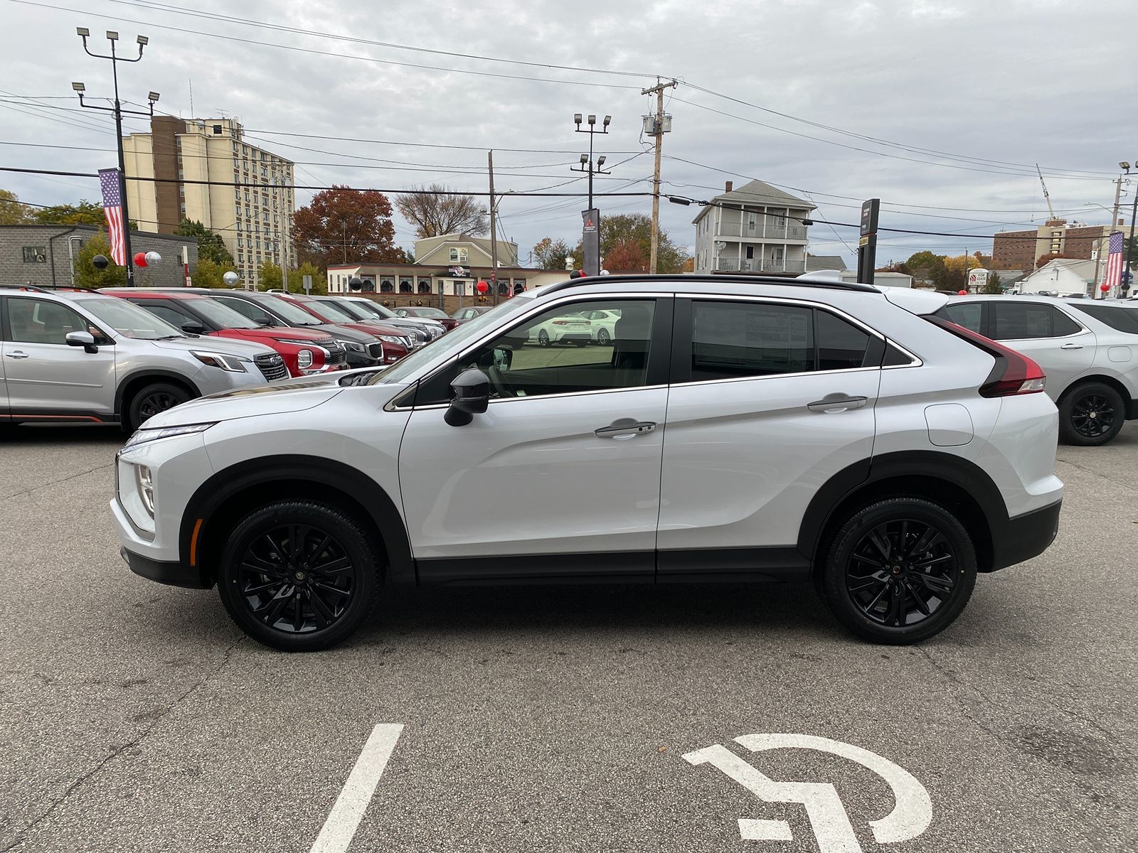 2024 Mitsubishi Eclipse Cross Black Edition 4