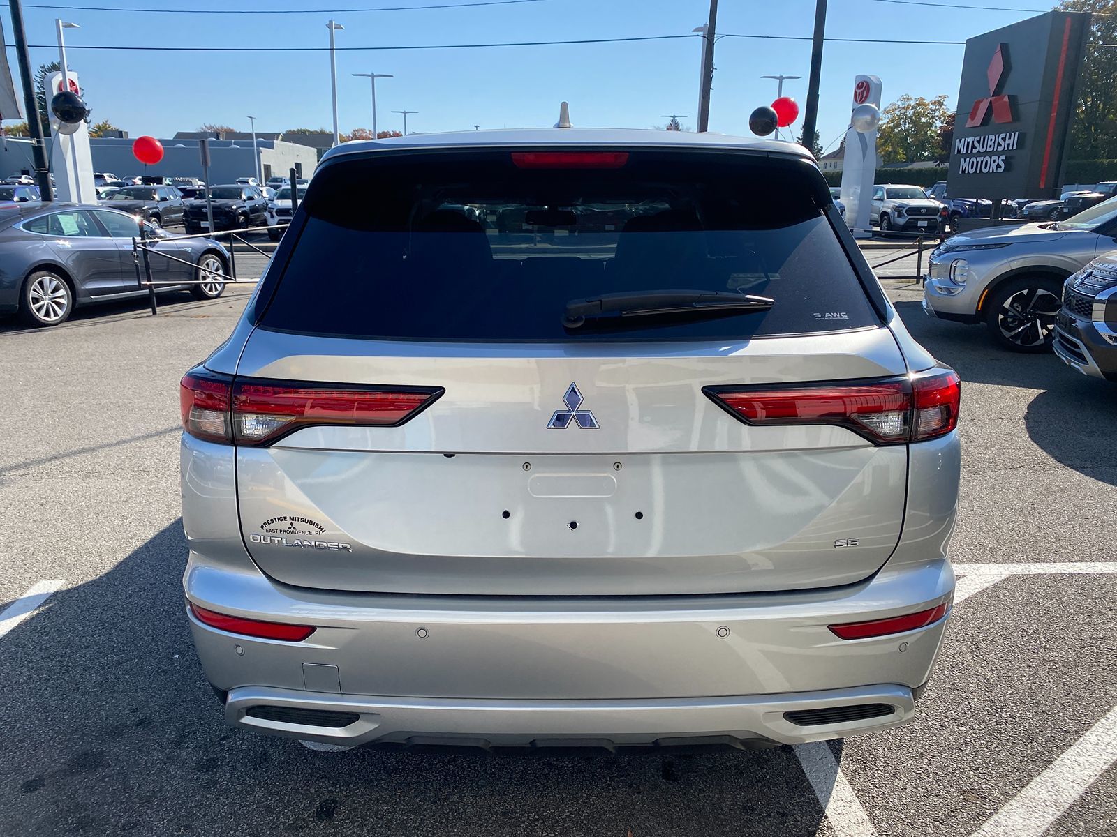 2024 Mitsubishi Outlander SE 10