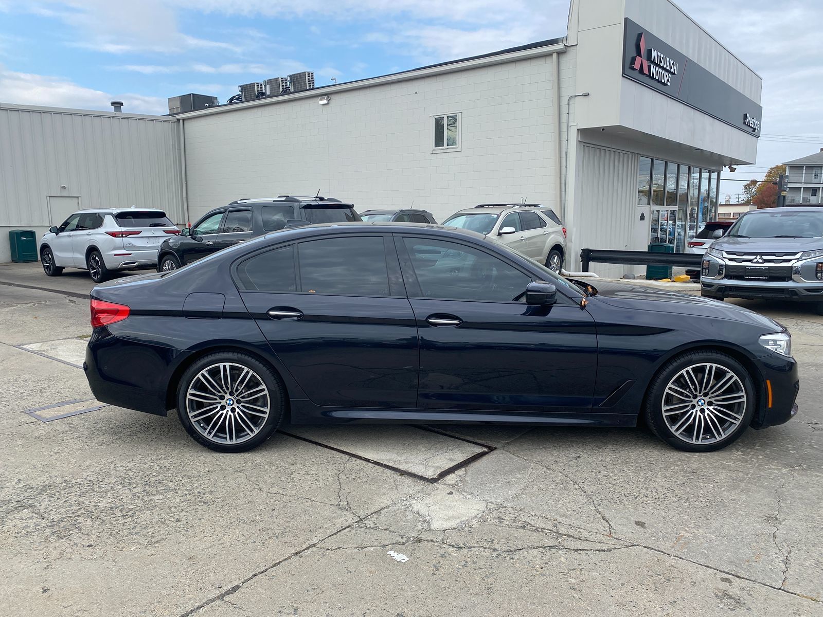 2018 BMW 5 Series 530i xDrive 9