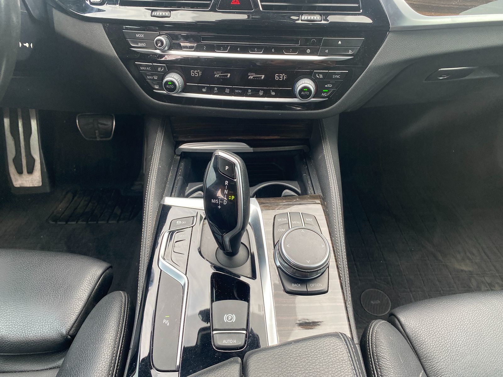 2018 BMW 5 Series 530i xDrive 24