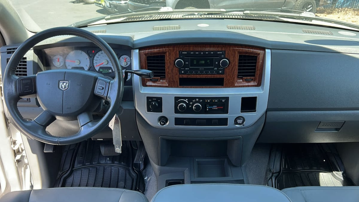 2006 Dodge Ram 2500 Laramie 14