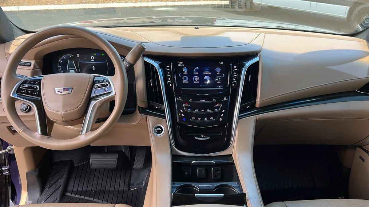 2018 Cadillac Escalade Platinum 18