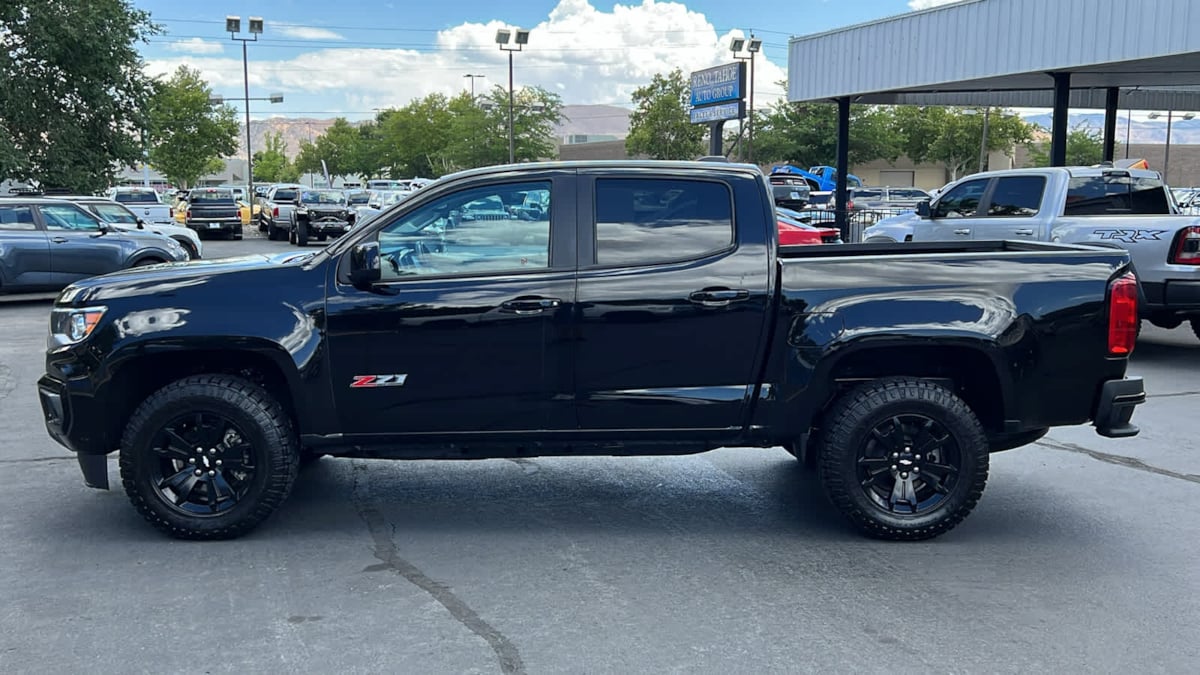 2022 Chevrolet Colorado 4WD Z71 8