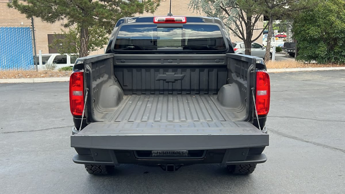 2022 Chevrolet Colorado 4WD Z71 10