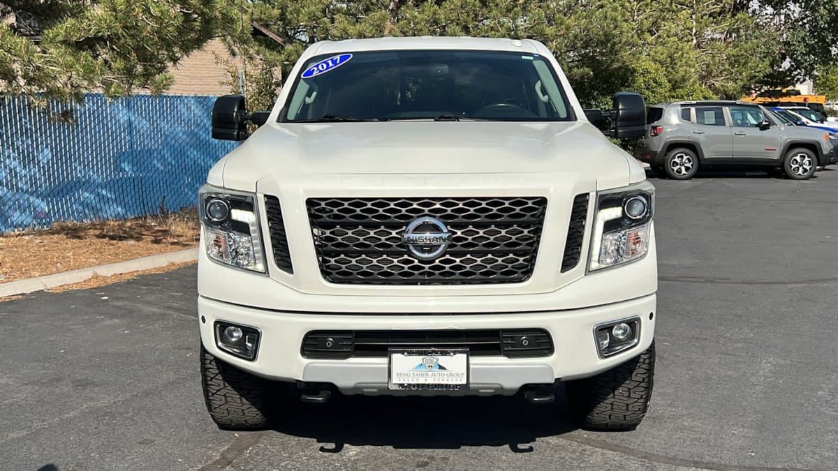 2017 Nissan Titan XD PRO-4X 2