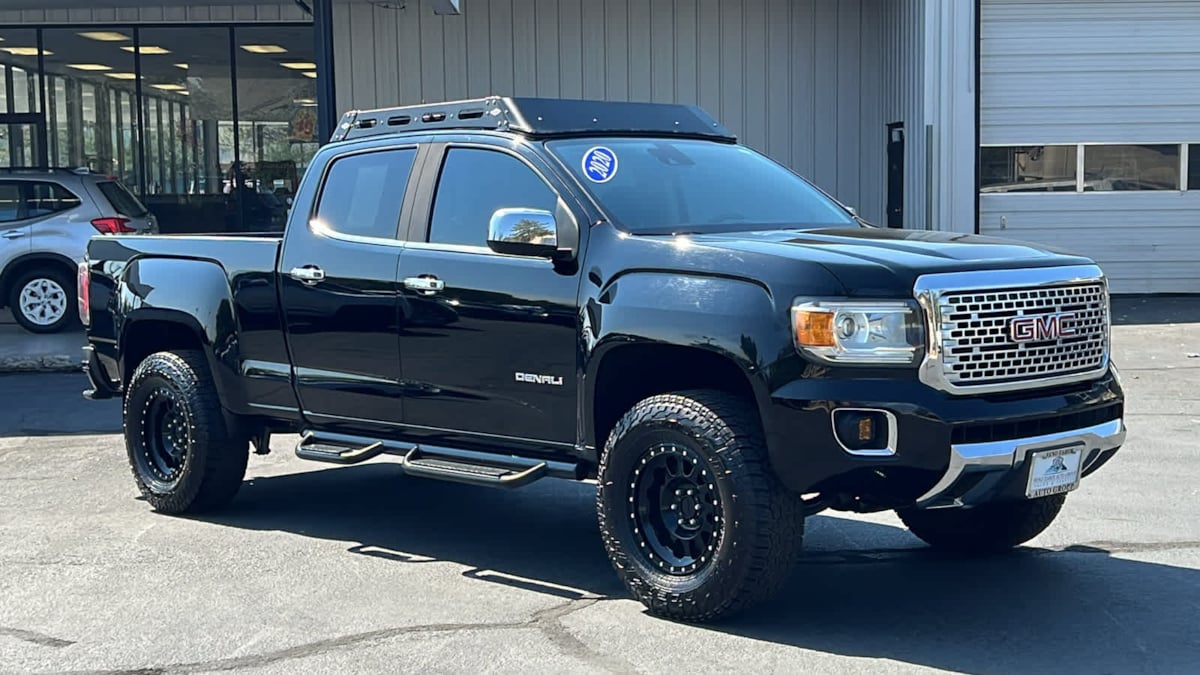 2020 GMC Canyon 4WD Denali 3