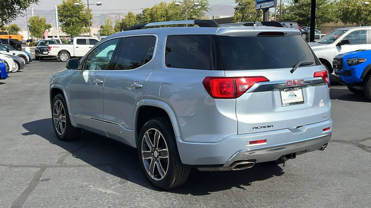 2017 GMC Acadia Denali 7