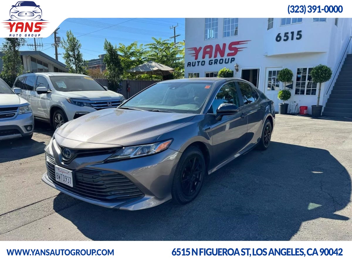 2019 Toyota Camry Hybrid SE