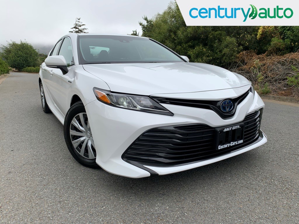 2018 Toyota Camry Hybrid LE