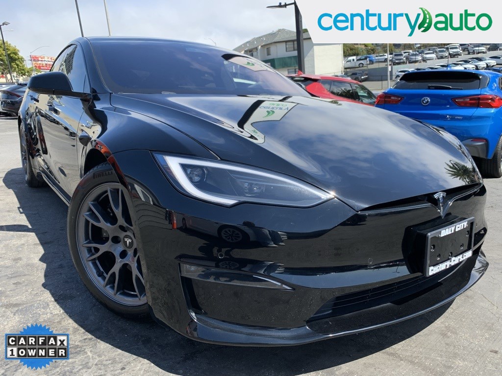 2023 Tesla Model S Plaid