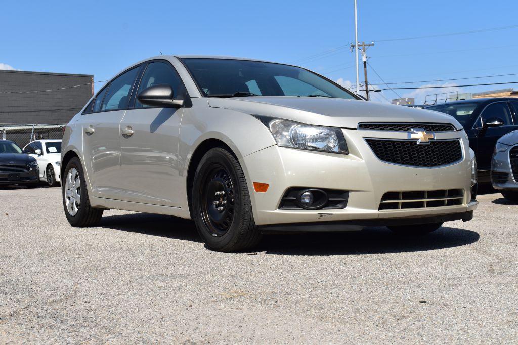 Chevrolet Cruze 2013 Chevrolet Cruze 1G1PA5SH8D7300063