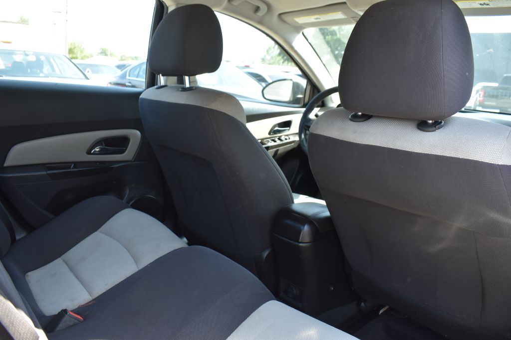 Chevrolet Cruze 2013 Chevrolet Cruze 1G1PA5SH8D7300063