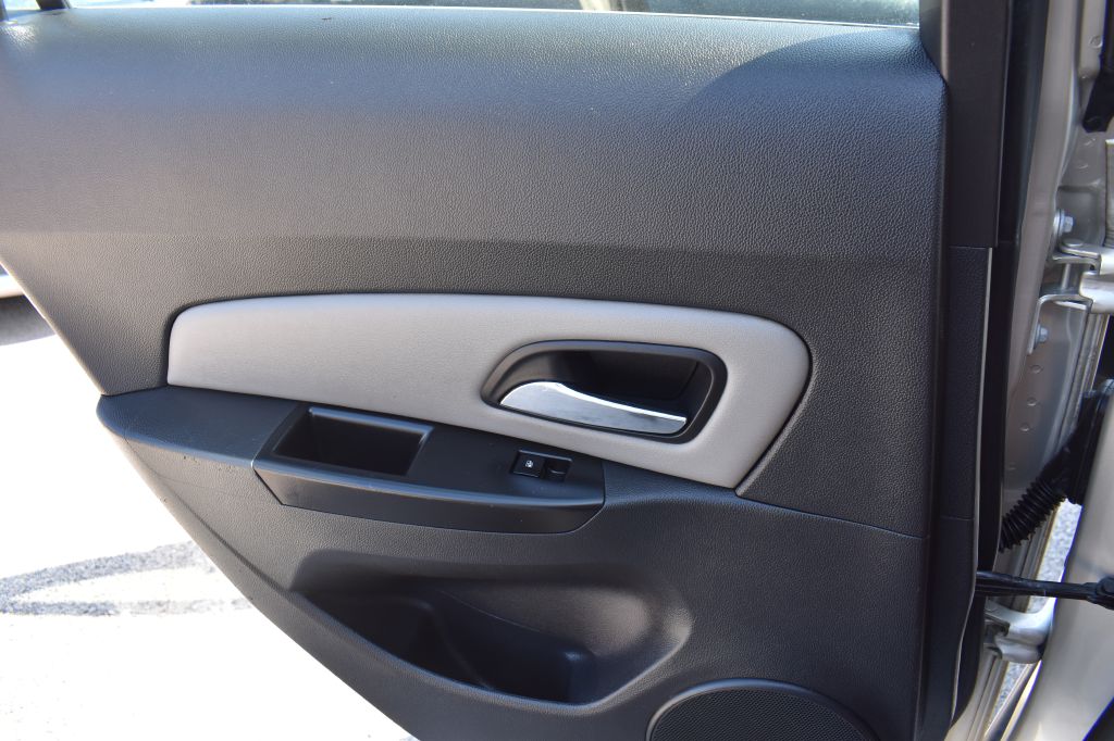 Chevrolet Cruze 2013 Chevrolet Cruze 1G1PA5SH8D7300063