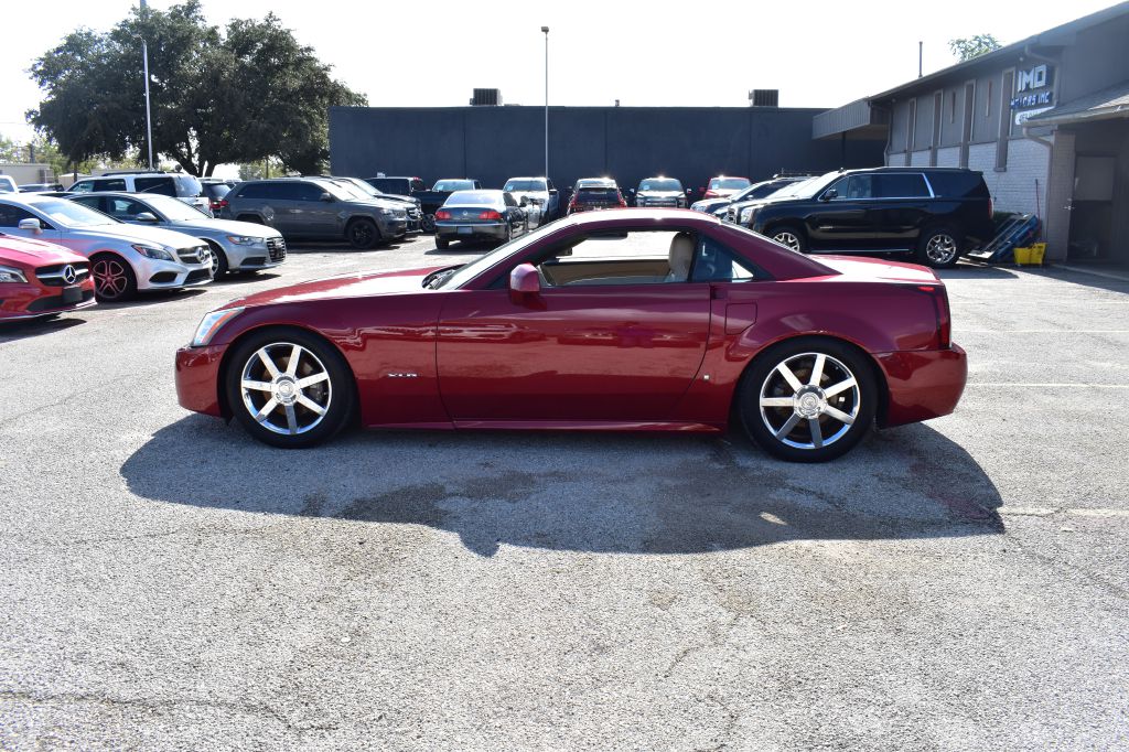 Cadillac XLR 2008 Cadillac XLR 1G6YV36A485600141