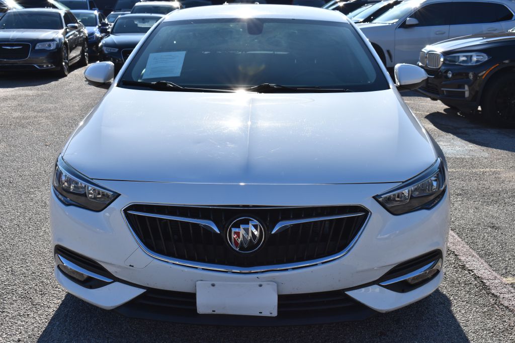 Buick Regal Sportback 2018 Buick Regal Sportback W04GM6SX0J1127594