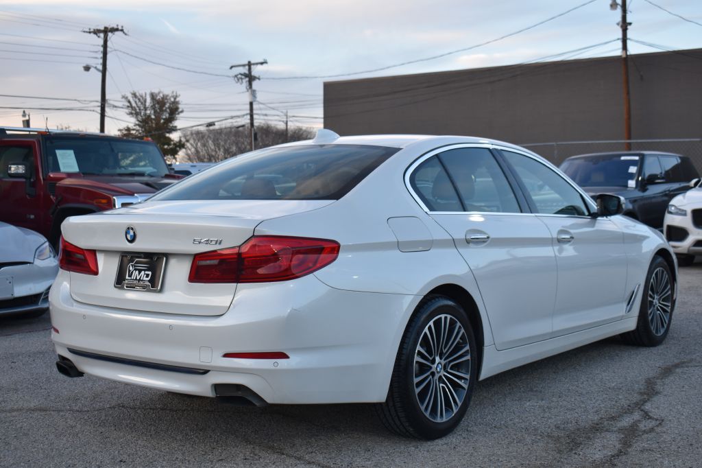 BMW 5 Series 2018 BMW 5 Series WBAJE5C51JWA94530