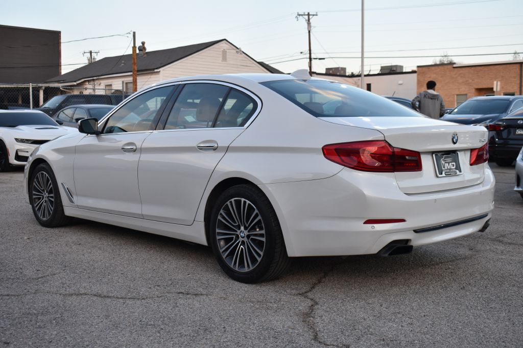 BMW 5 Series 2018 BMW 5 Series WBAJE5C51JWA94530