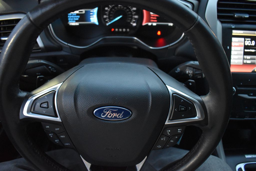 Ford Fusion 2015 Ford Fusion 3FA6P0H92FR233823