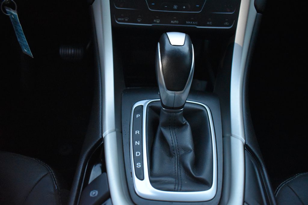 Ford Fusion 2015 Ford Fusion 3FA6P0H92FR233823