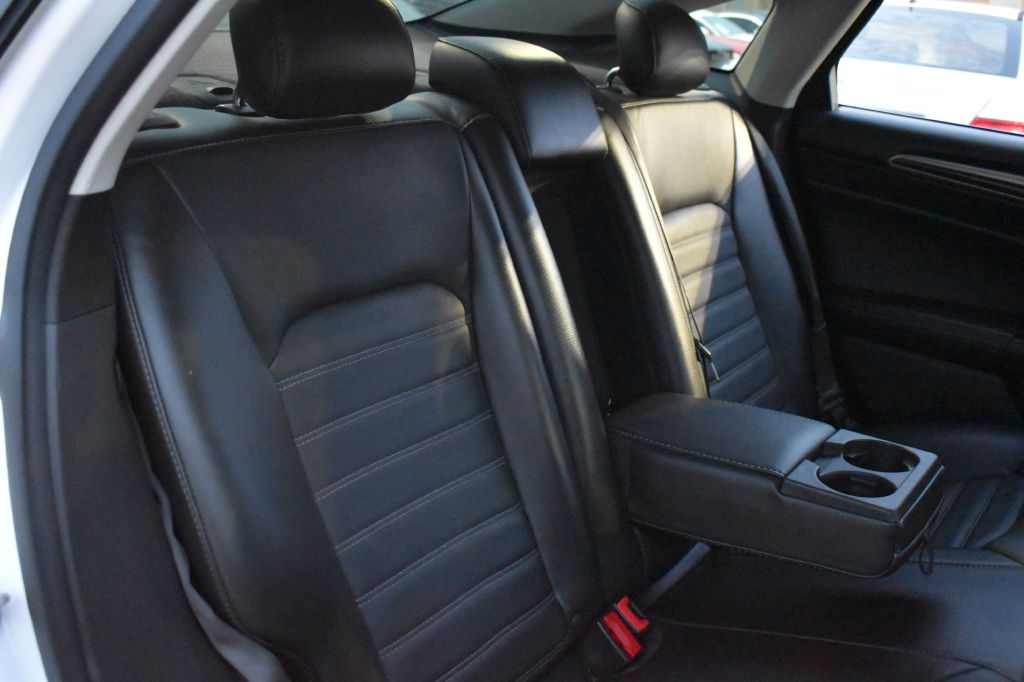 Ford Fusion 2015 Ford Fusion 3FA6P0H92FR233823