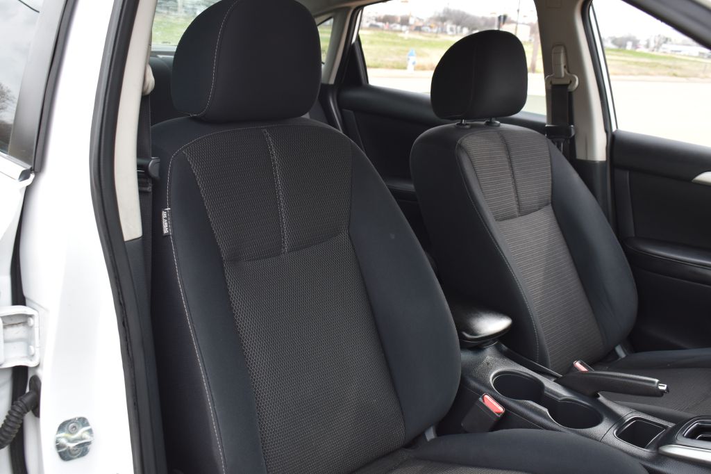 Nissan Sentra 2017 Nissan Sentra 3N1AB7AP9HY381225