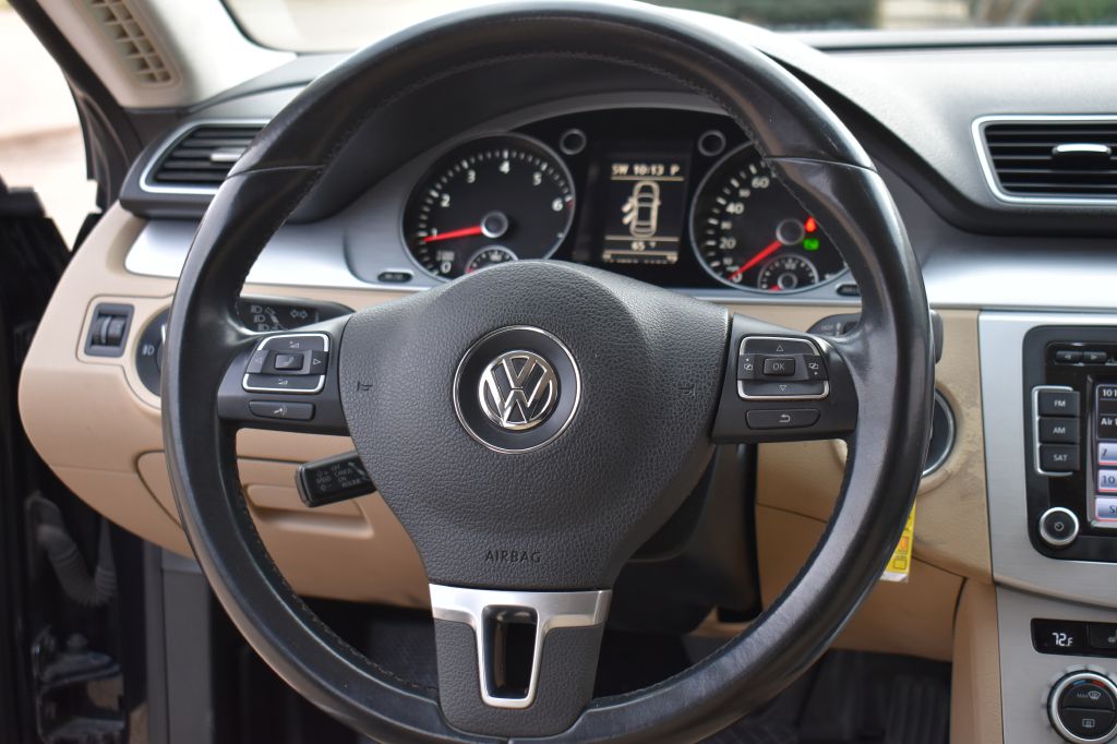 Volkswagen CC 2013 Volkswagen CC WVWBN7AN9DE541716