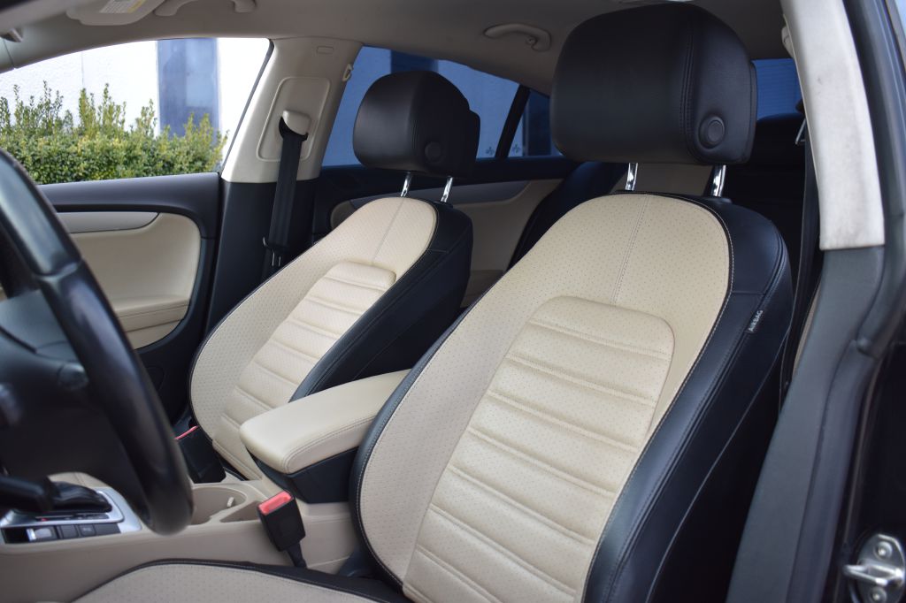 Volkswagen CC 2013 Volkswagen CC WVWBN7AN9DE541716
