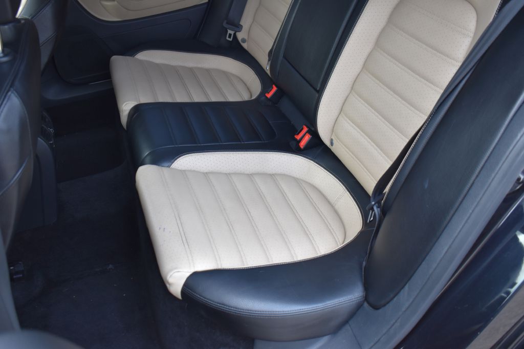 Volkswagen CC 2013 Volkswagen CC WVWBN7AN9DE541716