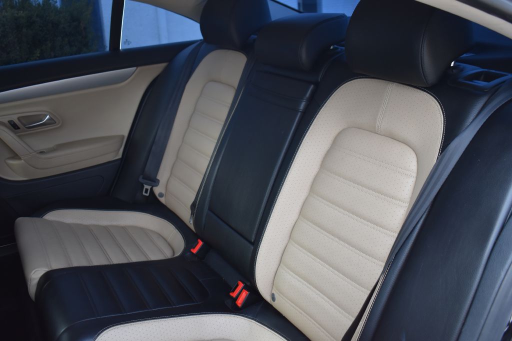 Volkswagen CC 2013 Volkswagen CC WVWBN7AN9DE541716