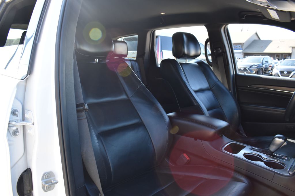 Jeep Grand Cherokee 2019 Jeep Grand Cherokee 1C4RJEBG3KC731146