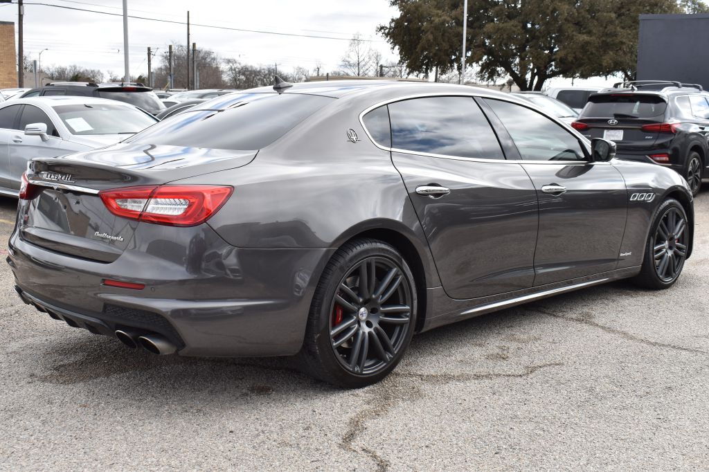 Maserati Quattroporte 2017 Maserati Quattroporte ZAM56RRS1H1231715