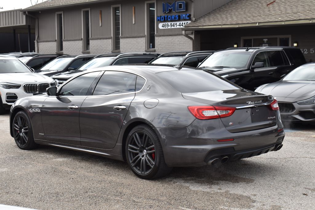 Maserati Quattroporte 2017 Maserati Quattroporte ZAM56RRS1H1231715