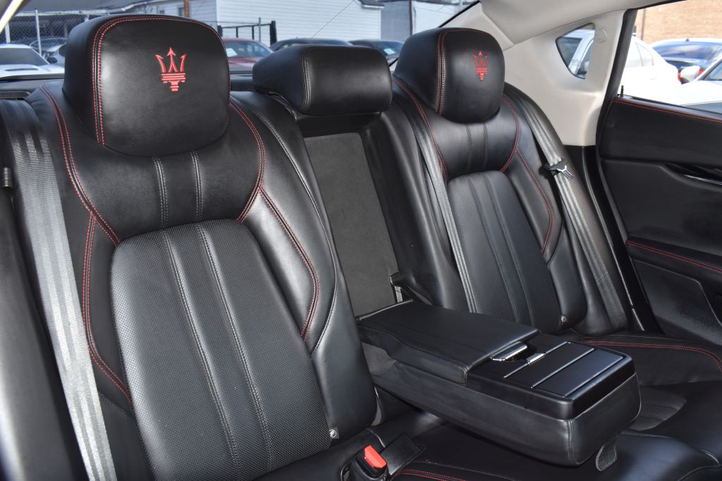 Maserati Quattroporte 2017 Maserati Quattroporte ZAM56RRS1H1231715