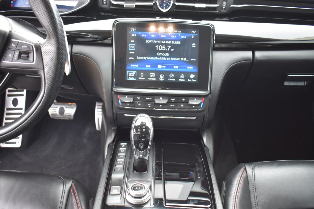 Maserati Quattroporte 2017 Maserati Quattroporte ZAM56RRS1H1231715